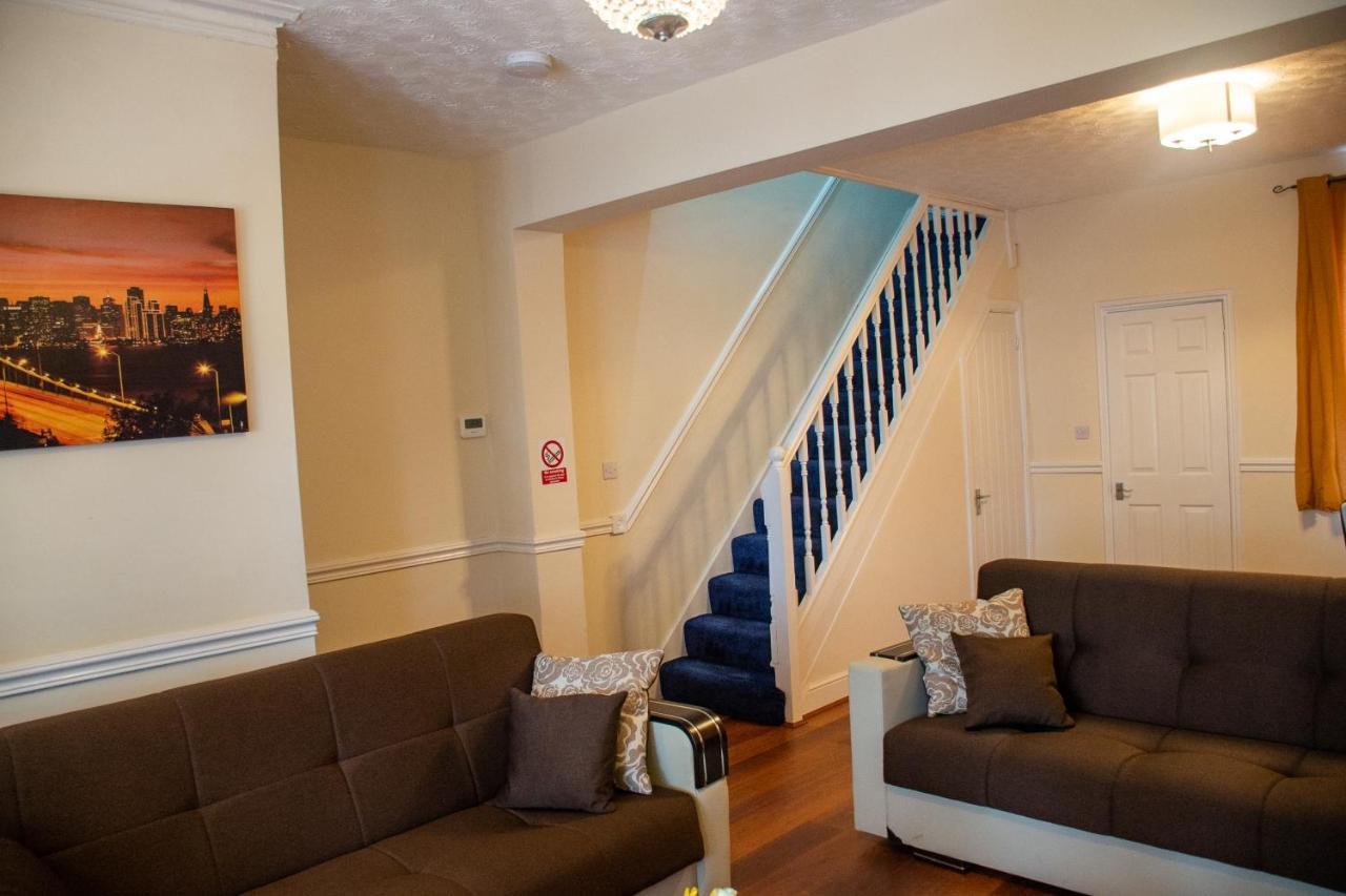 Royale Green View House- Free Parking, Wifi, Perfect For Contractors And Holiday Northampton Exterior foto